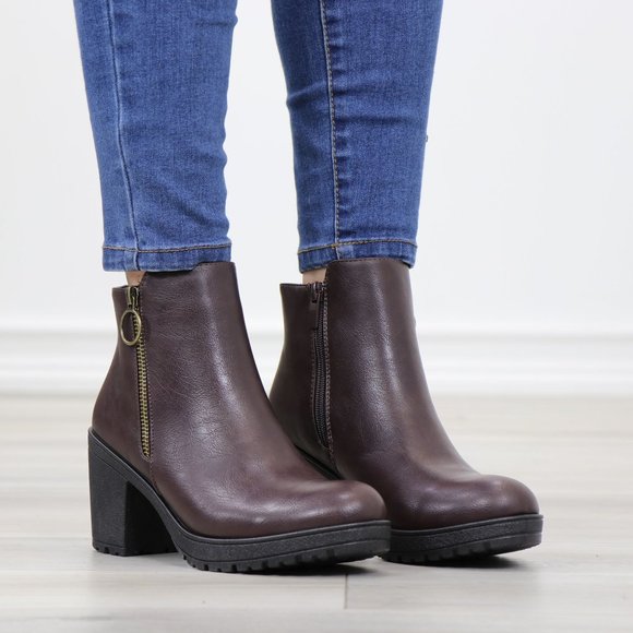 Brown Synthetic Leather Chunky Lug Block Heel Round Toe Ankle Boots - Picture 2 of 11